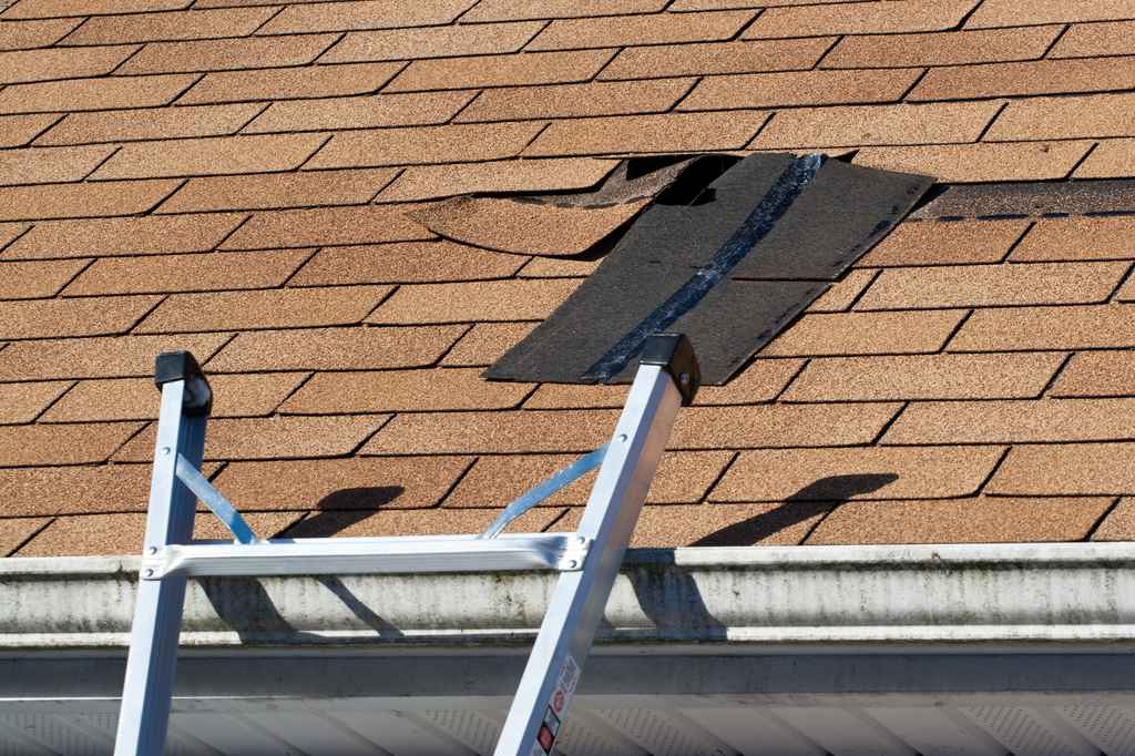 best Slidell, Louisiana storm damage roof repair company