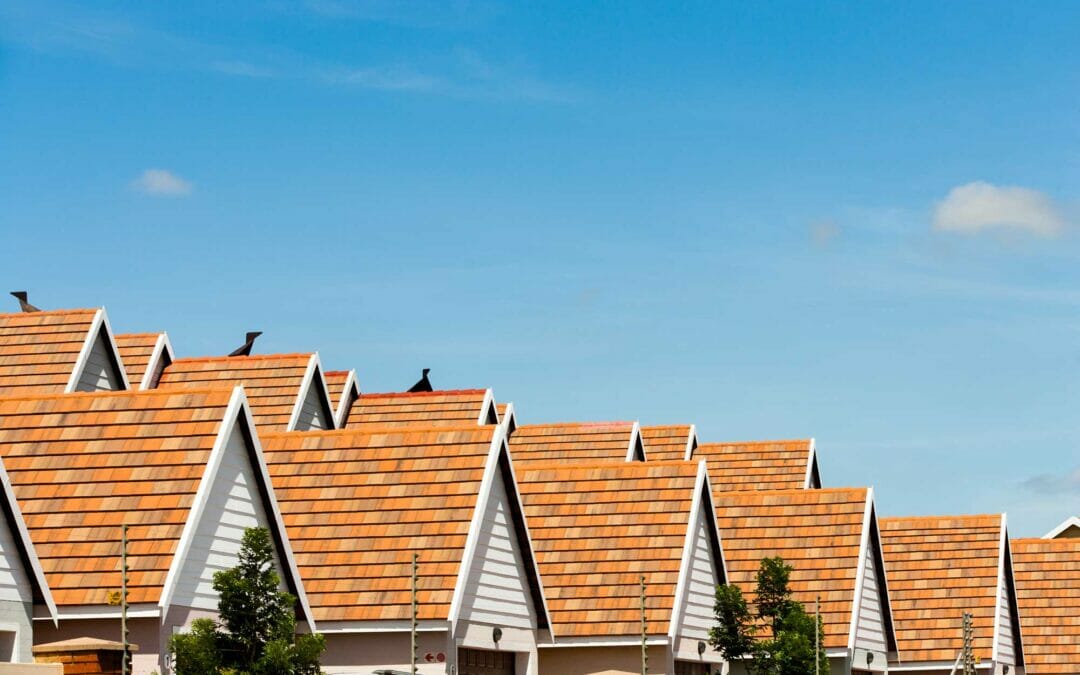 5 Reasons to Consider Luxury Asphalt Shingles for Your Roof Upgrade