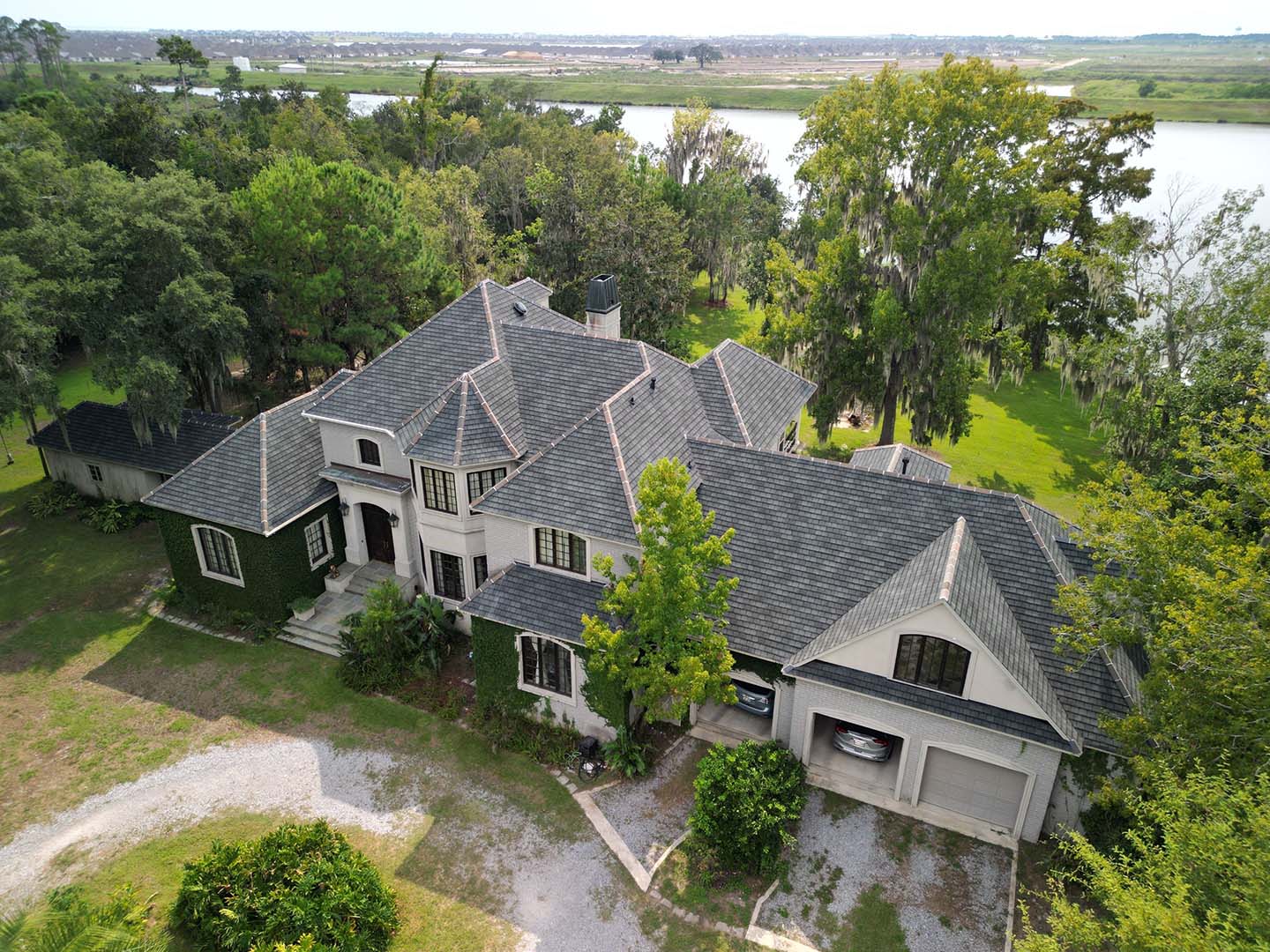 trusted roofing services Mandeville, LA
